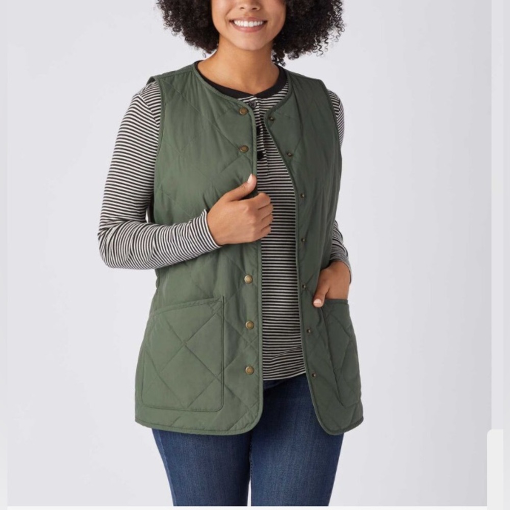 Duluth trading co. Water repellent,Quilted Vest.